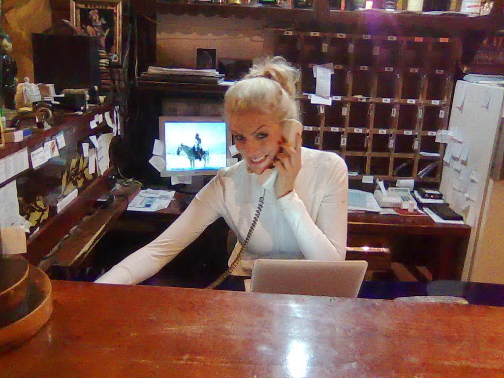 Amfora Rooms Caribrod Dimitrovgrad Buitenkant foto