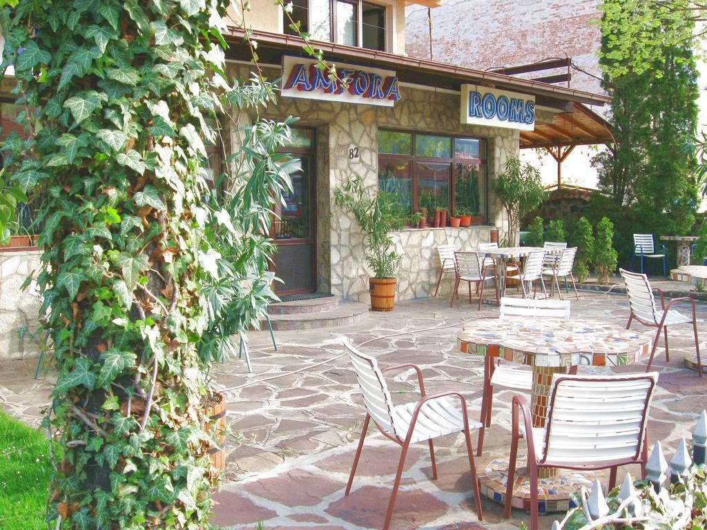 Amfora Rooms Caribrod Dimitrovgrad Buitenkant foto